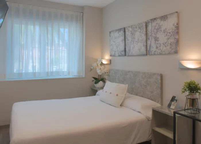 Dormavalencia Hostel Regne
