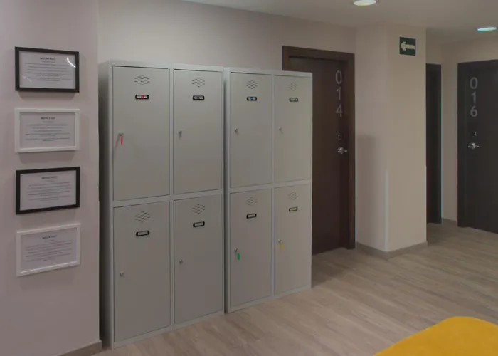 Dormavalencia Hostel Regne
