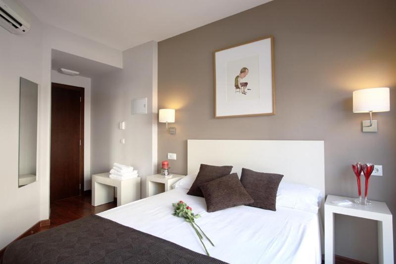 Dormavalencia Regne Guest house *
