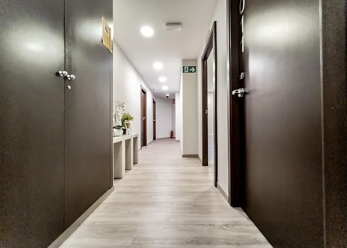 Dormavalencia Hostel Regne