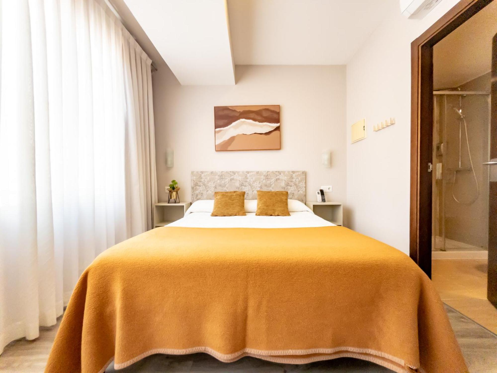 Dormavalencia Regne Guest house